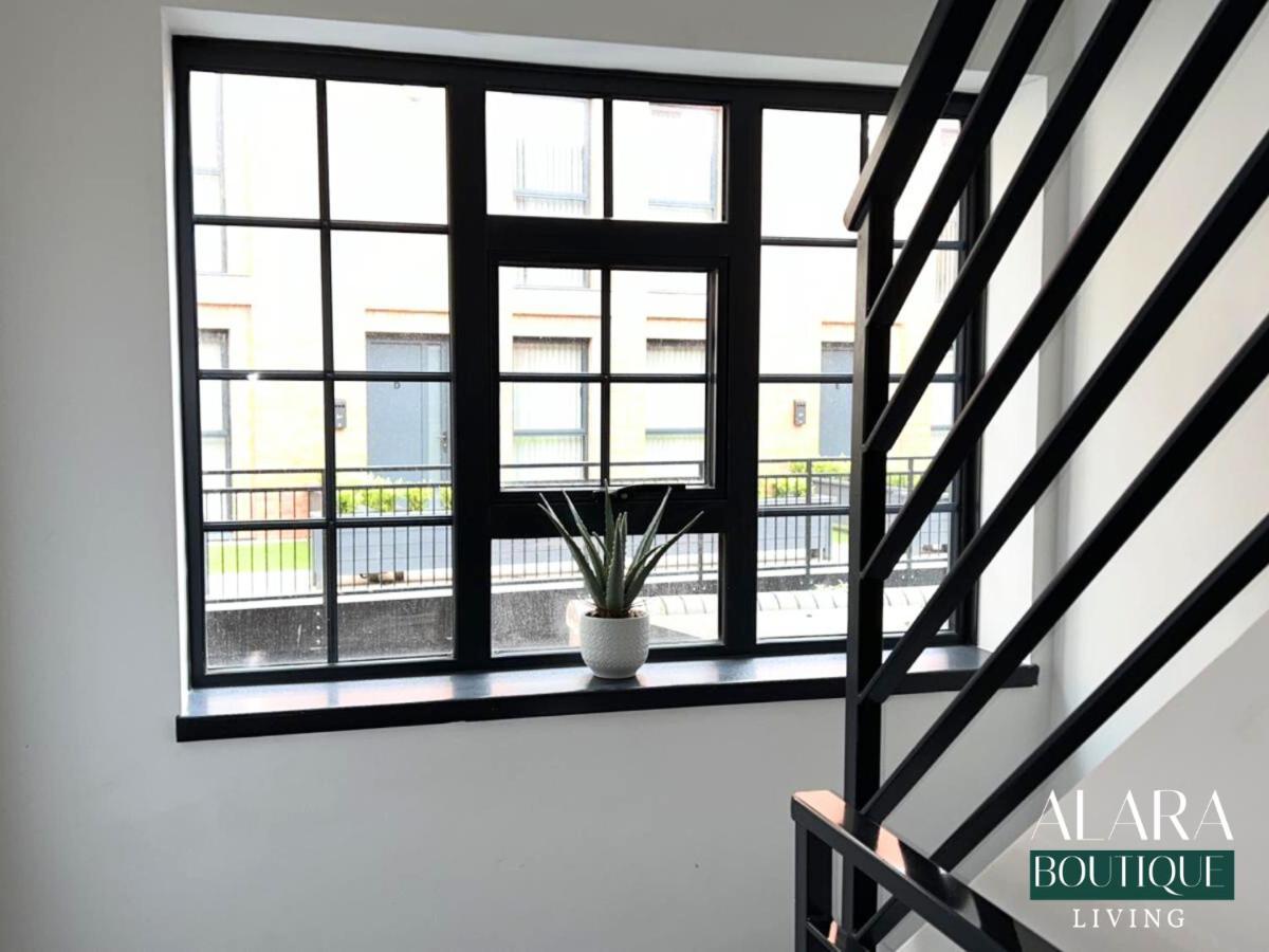 3 Floor Townhouse Luxury Living Alara Boutique Apartment Birmingham Luaran gambar