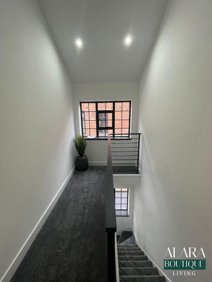 3 Floor Townhouse Luxury Living Alara Boutique Apartment Birmingham Luaran gambar