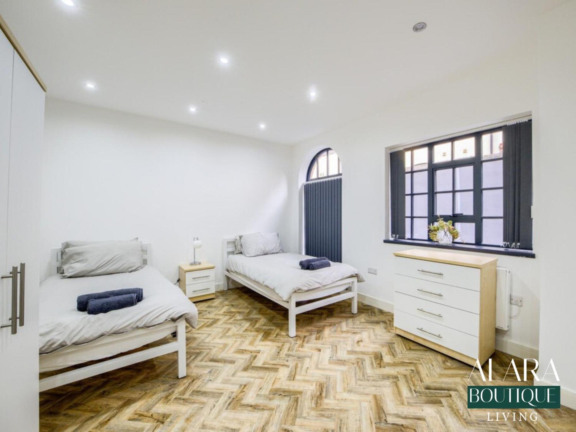 3 Floor Townhouse Luxury Living Alara Boutique Apartment Birmingham Luaran gambar