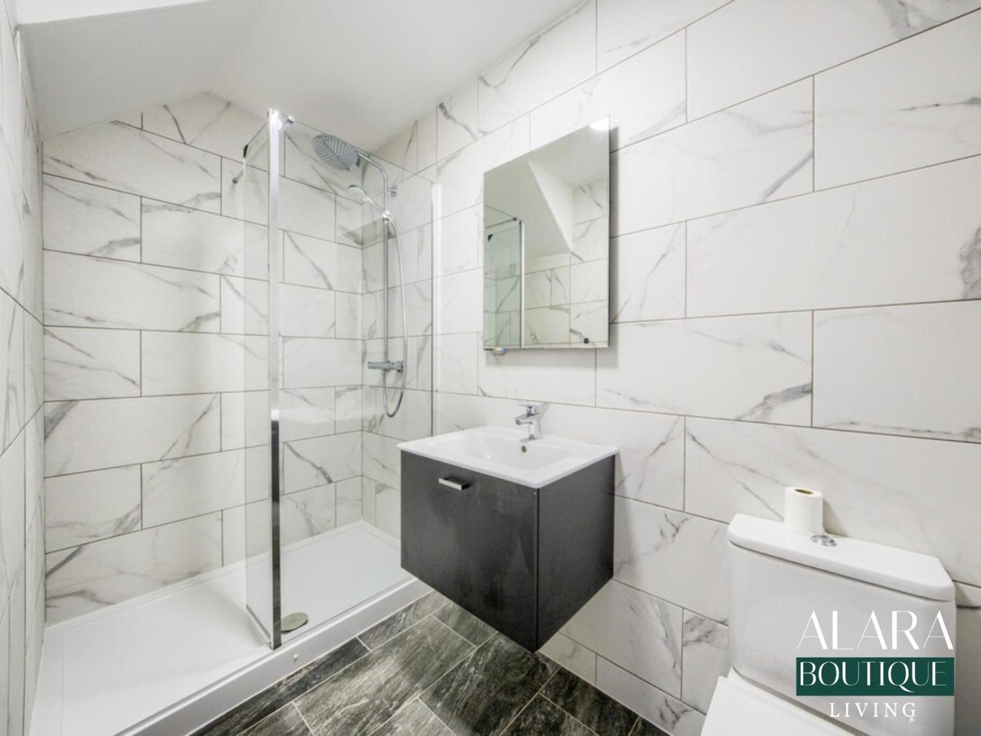 3 Floor Townhouse Luxury Living Alara Boutique Apartment Birmingham Luaran gambar